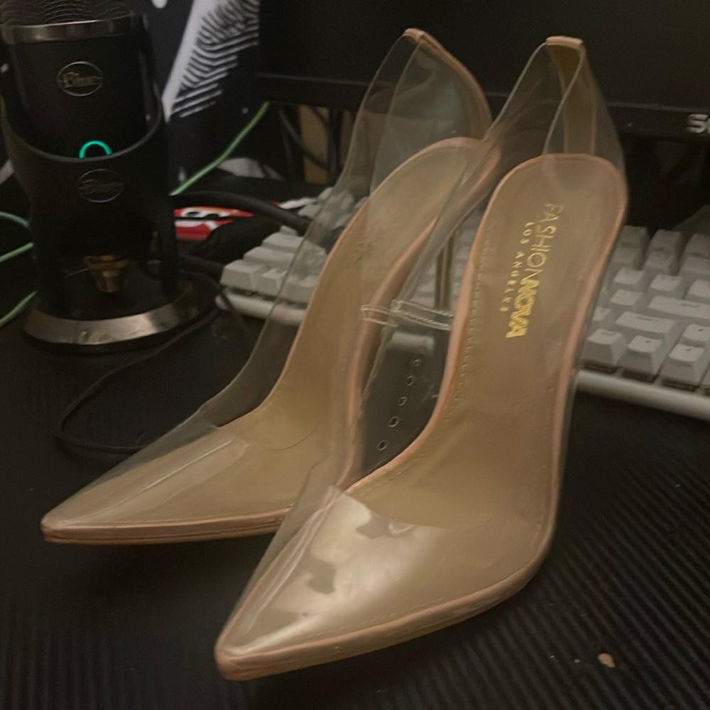 Fashion move heels